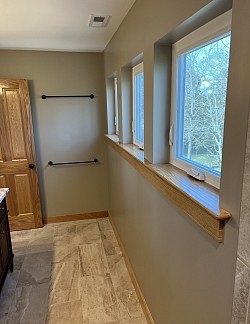 The 3 large windows, designed by our Architect, really brings a lot of light into this bathroom.